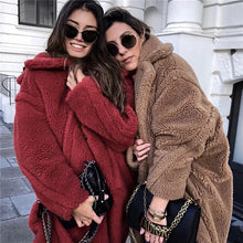 European style 2018 autumn and winter women's clothing long thick warm lamb coat, female loose casual faux fur jackets and coats